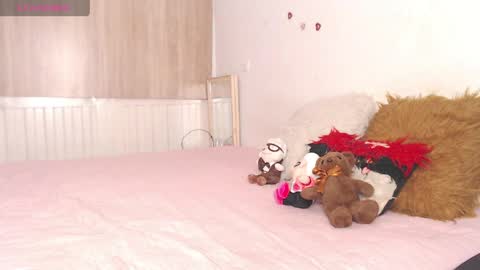 faisury online show from April 8, 4:14 am