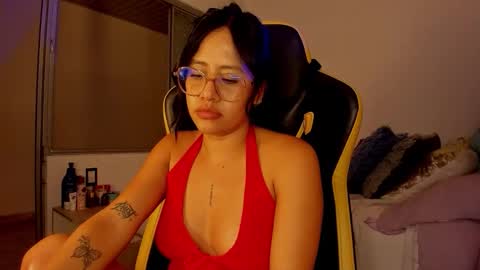 Lisa Thompson online show from November 27, 4:15 am