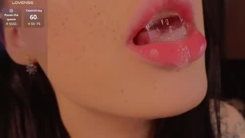 Lisa and Den online show from April 9, 11:15 am