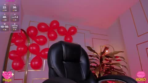 Lisa  Flowers online show from May 21, 12:25 pm