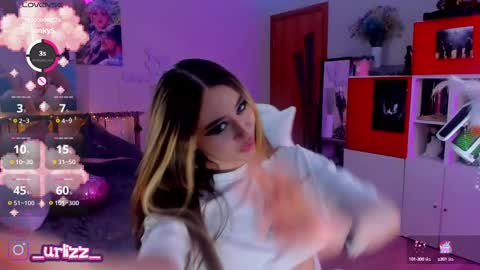 Snapshot of lisamayson chatting on March 9, 7:48 pm LISA online show from March 9, 7:48 pm