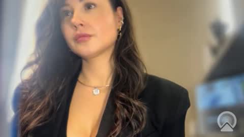 lisandriaa online show from March 24, 1:49 pm