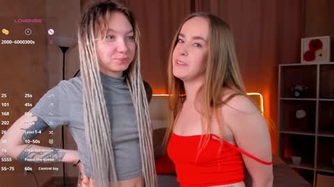Hello our names are Kate and Alice this is our first day here. online show from December 29, 1:56 am