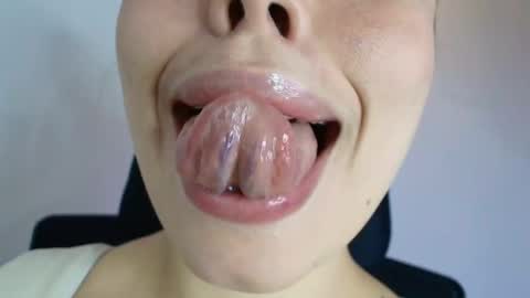 Lisbet online show from October 29, 9:39 pm