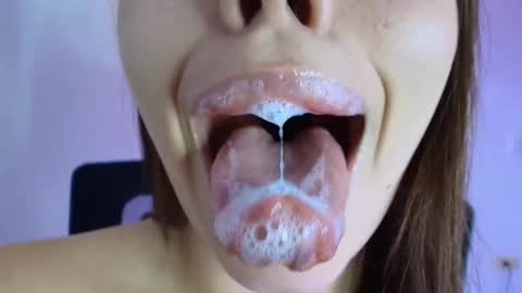 Lisbet online show from December 15, 12:49 am