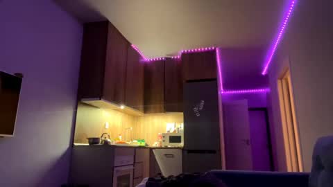 Aurora online show from May 18, 5:52 pm