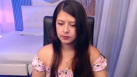 Andrea online show from May 18, 4:07 am