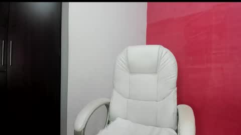 liss FANSLY LissGlow online show from November 15, 12:11 am