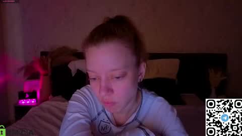 Lissa online show from April 28, 1:36 am
