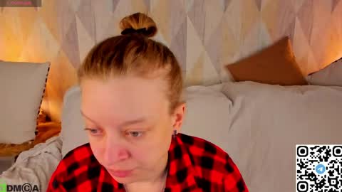 Lissa online show from May 18, 4:07 am