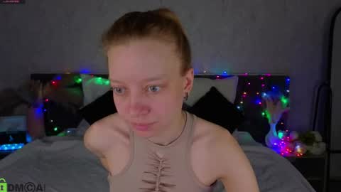 Lissa online show from May 13, 1:11 am