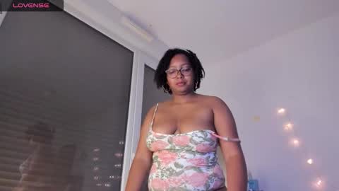 LISSA  online show from October 6, 9:59 am