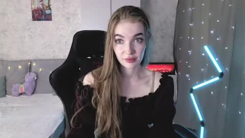 Lissa online show from May 26, 5:40 am