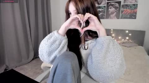 lissameoww online show from May 12, 1:36 am