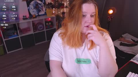 Snapshot of lissamuff chatting on January 21, 3:32 pm Lissa online show from January 21, 3:32 pm
