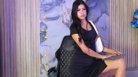 ss  online show from February 18, 9:03 pm