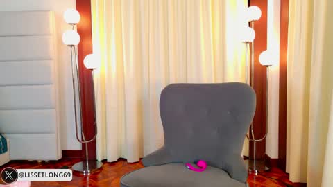 Lisseth Long  online show from May 13, 1:11 am