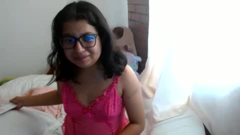 lissyevans28 online show from June 11, 2:36 pm