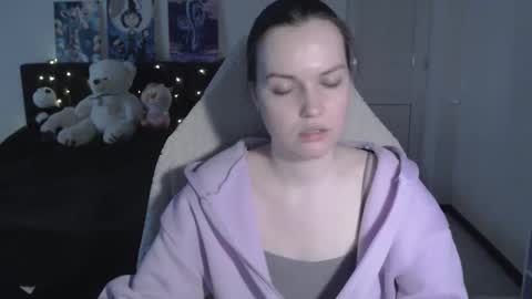 little__flowers online show from February 21, 11:33 am