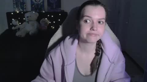 little__flowers online show from May 1, 7:44 am