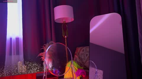 SophiaKateline online show from April 2, 1:41 pm