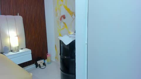 Eli  online show from March 18, 3:55 am