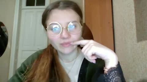 Snapshot of little_shygirl_ chatting on March 11, 1:48 am little_shygirl_ online show from March 11, 1:48 am