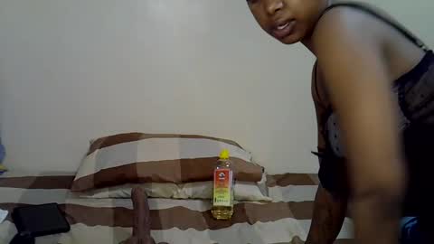 little_steph online show from April 8, 10:17 am