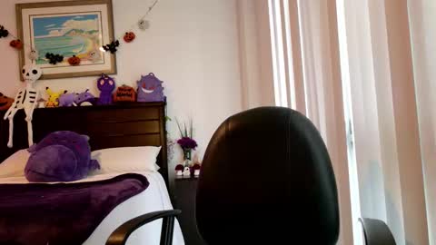 littledeathtrap online show from November 4, 9:20 pm