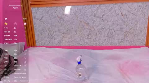 Tania  online show from March 9, 2:15 am