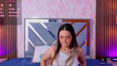 Sara online show from May 19, 11:06 am