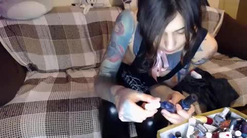 Snapshot of littlehappines chatting on February 18, 7:00 pm littlehappines online show from February 18, 7:00 pm