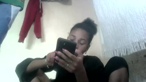 edra online show from November 15, 2:51 pm