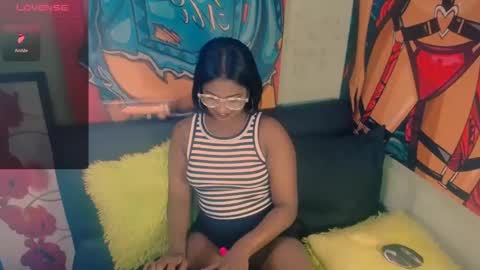 littleindianmilf online show from November 10, 10:10 am