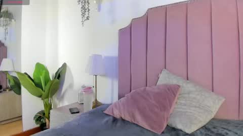 littlejade_dh online show from June 8, 11:55 am