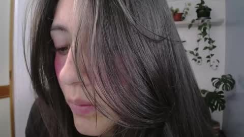 Laksmi online show from May 25, 10:31 pm