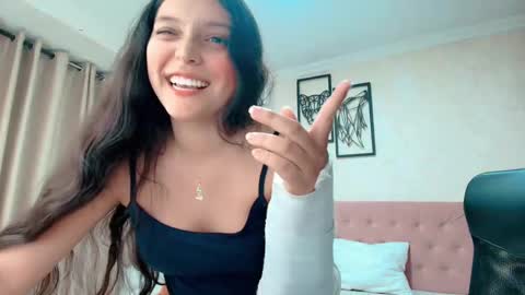 Sarahs Room online show from February 23, 11:15 pm