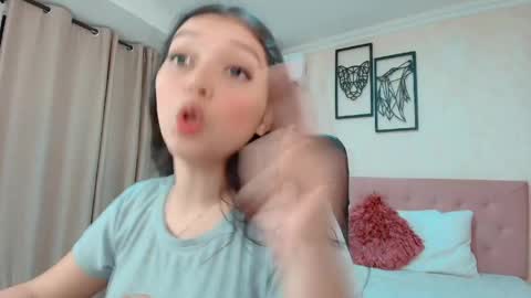 Sarahs Room online show from May 20, 1:57 am