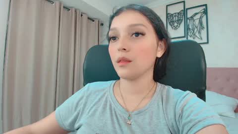 Sarahs Room online show from May 12, 1:47 am