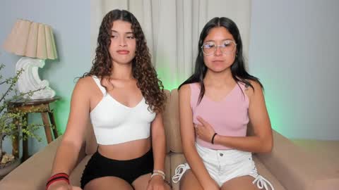 Lia online show from February 10, 3:15 pm