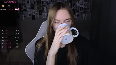 Eliana online show from April 19, 10:48 am