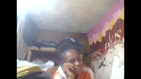 Snapshot of littleyanah chatting on October 5, 4:34 pm yanah online show from October 5, 4:34 pm