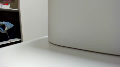 Leona Lewis online show from January 1, 3:56 am