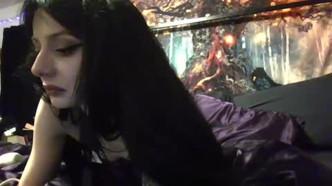 Snapshot of livmirage chatting on January 29, 4:15 am Liv Mirage online show from January 29, 4:15 am