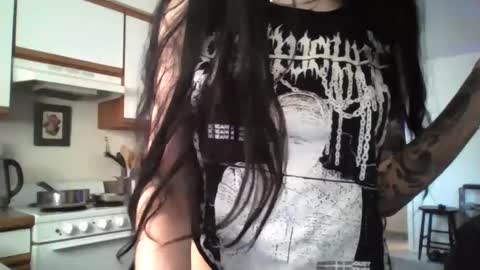 Snapshot of livmirage chatting on February 14, 3:58 pm Liv Mirage online show from February 14, 3:58 pm