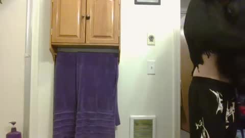 Snapshot of livmirage chatting on February 24, 1:44 am Liv Mirage online show from February 24, 1:44 am