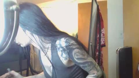 Snapshot of livmirage chatting on March 5, 6:12 pm Liv Mirage online show from March 5, 6:12 pm