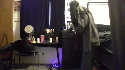 Snapshot of livmirage chatting on September 23, 7:12 pm Liv Mirage online show from September 23, 7:12 pm