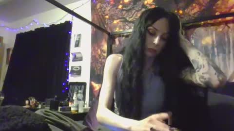 Snapshot of livmirage chatting on February 26, 4:19 am Liv Mirage online show from February 26, 4:19 am