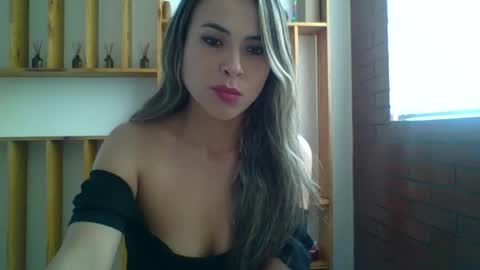 liz_28 online show from October 31, 4:44 pm